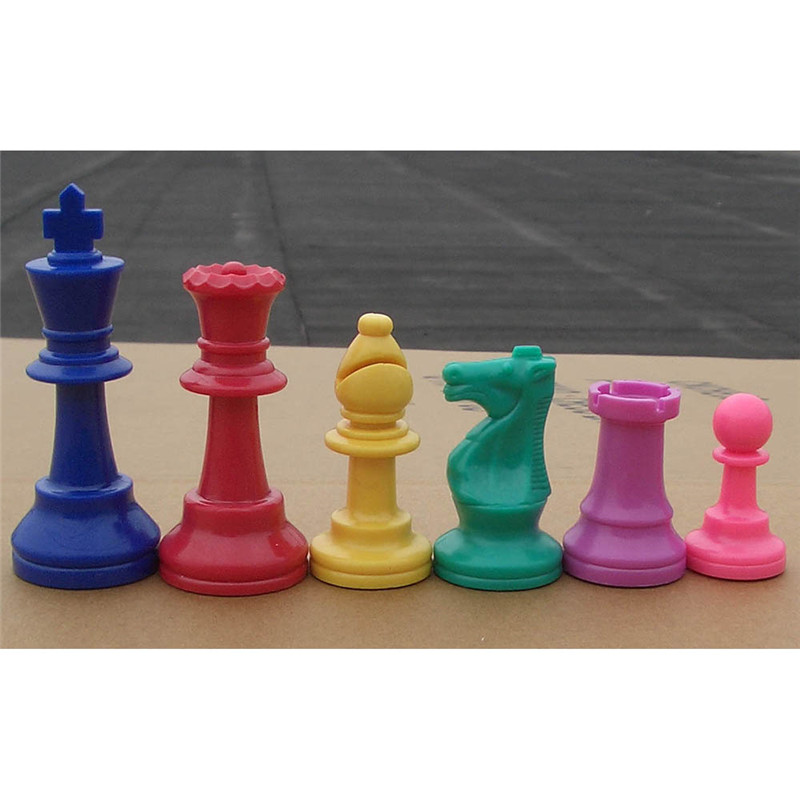 Board Game Queen - Pezzi degli scacchi in plastica colorata